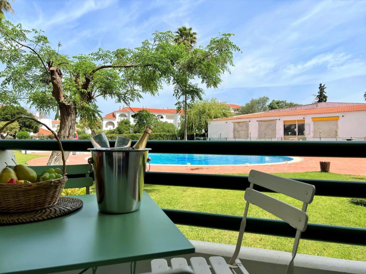 Albufeira Twins 2 With Pool By Homing Lejlighed Eksteriør billede
